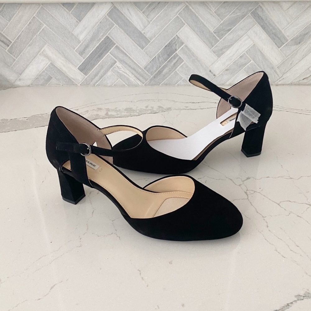 NWOT Alex Marie Patrice Mary Jane Pumps